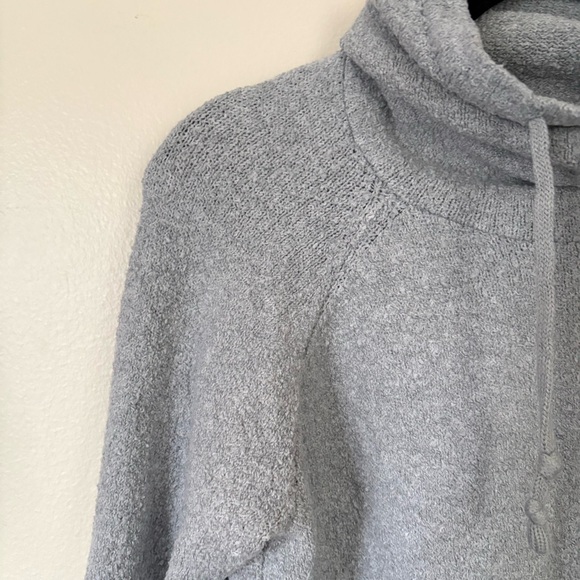 GAIAM Gray Cowl Neck Sweater Size XS - Picture 3 of 11